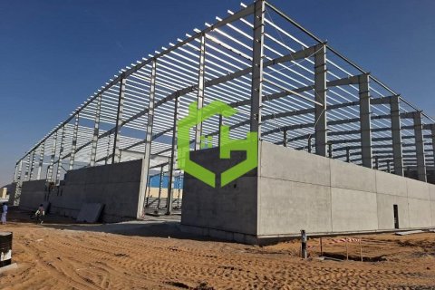 Magazinë në Umm Al Thuoob, Umm Al Quwain, Emiratet e Bashkuara Arabe 3168.2 m2. № 616594 - Foto 11