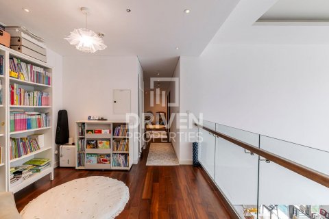 Duplex in City Walk, Dubai, UAE 4 bedrooms, 273 sq.m. № 601562 - photo 13