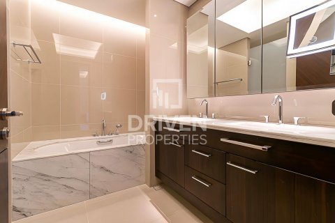 Müüa korter asukohaga Downtown Dubai (Downtown Burj Dubai), Dubai, AÜE: 2 magamistoaga, 158 m² Nr 601571 - pilt 9
