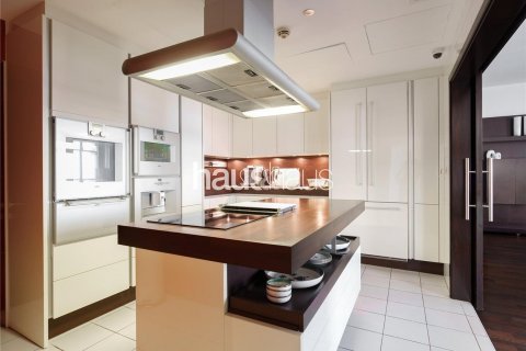 Penthouse in Jumeirah Beach Residence, Dubai, UAE 4 bedrooms, 488 sq.m. № 625611 - photo 5