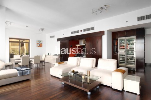 Penthouse in Jumeirah Beach Residence, Dubai, UAE 4 bedrooms, 488 sq.m. № 625611 - photo 6