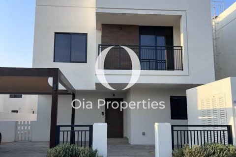 Vila na Yas Island, Abu Dhabi, SAE 4 ložnice, 315 m² Č.: 608804 - fotografie 3