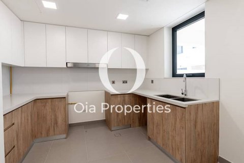 Townhouse on the Yas Island, Abu Dhabi, UAE 3 bedrooms, 169 sq.m. № 608801 - photo 3