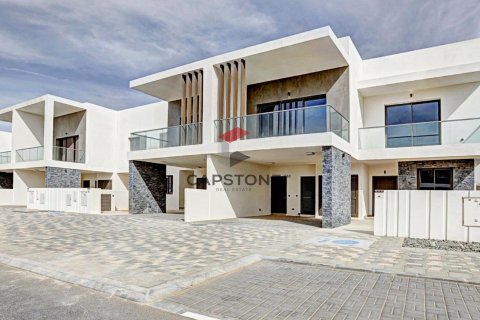 Müüa villa on the Yas Island, Abu Dhabi, AÜE: 3 magamistoaga, 333 m² Nr 604548 - pilt 4