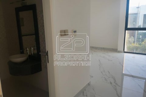 Townhouse in Al Zorah, Ajman, UAE 3 bedrooms, 557.4 sq.m. № 589171 - photo 17