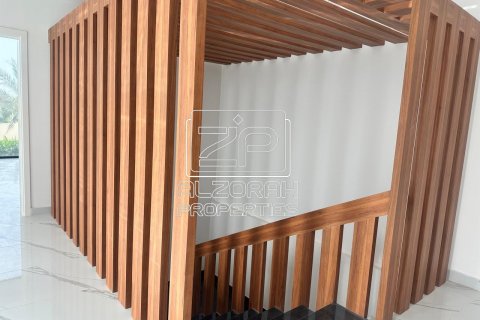 Townhouse in Al Zorah, Ajman, UAE 3 bedrooms, 557.4 sq.m. № 589171 - photo 20