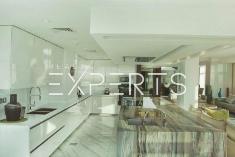 Penthouse në Al Raha Beach, Abu Dhabi, Emiratet e Bashkuara Arabe 4 dhoma gjumi, 429 m2. № 573613 - Foto 6