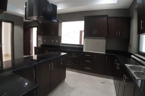 Penthouse de închiriat în Saadiyat Island, Abu Dhabi, EAU 4 dormitoare, 779 mp.  №616037 - poză 11