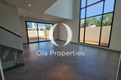 Villa te huur in Yas Island, Abu Dhabi, VAE 4 slaapkamers, 480 vr.m., nr 628748 - foto 1