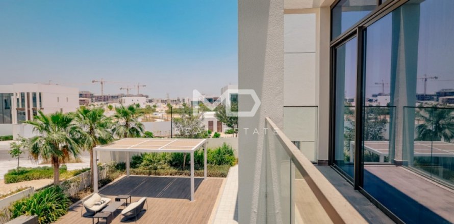 阿联酋 Abu Dhabi 别墅 5 卧, 618.9 平方米 , 编号 555138