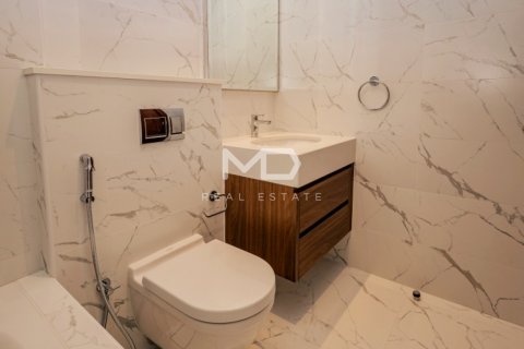 Řadový dům v Abu Dhabi, SAE 3 ložnice, 227 m² Č.: 555140 - fotografie 38