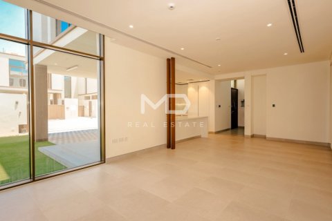 Řadový dům v Abu Dhabi, SAE 3 ložnice, 227 m² Č.: 555140 - fotografie 5
