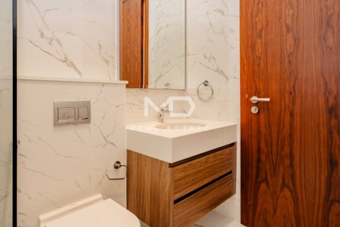Řadový dům v Abu Dhabi, SAE 3 ložnice, 227 m² Č.: 555140 - fotografie 33