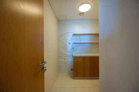Apartament në Al Raha Beach, Abu Dhabi, Emiratet e Bashkuara Arabe 1 dhomë gjumi, 97 m2. № 615435 - Foto 13
