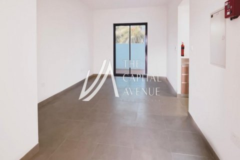 Řadový dům v Al Ghadeer, Abu Dhabi, SAE 2 ložnice, 124 m² Č.: 604769 - fotografie 5
