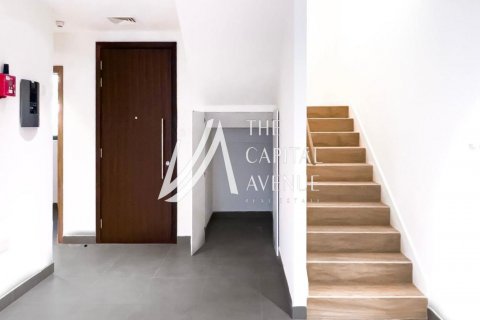 Řadový dům v Al Ghadeer, Abu Dhabi, SAE 2 ložnice, 124 m² Č.: 604769 - fotografie 6