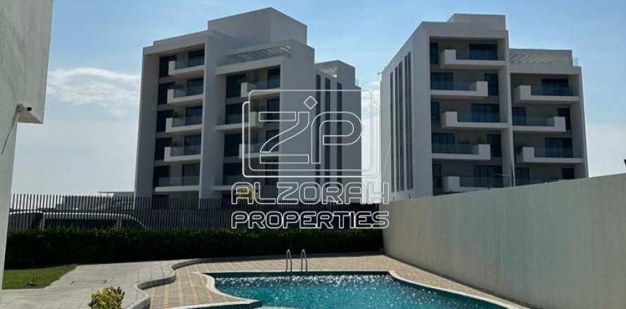Apartment in Al Zorah, Ajman, UAE 2 bedrooms, 200 sq.m. № 589884