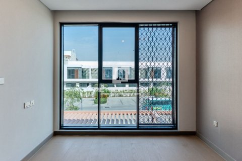 Shtëpi në qytet në DAMAC Hills (Akoya by DAMAC), Dubai, Emiratet e Bashkuara Arabe 4 dhoma gjumi, 185 m2. № 593462 - Foto 4