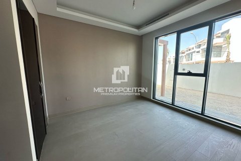 Shtëpi në qytet në DAMAC Hills (Akoya by DAMAC), Dubai, Emiratet e Bashkuara Arabe 4 dhoma gjumi, 185 m2. № 593462 - Foto 7