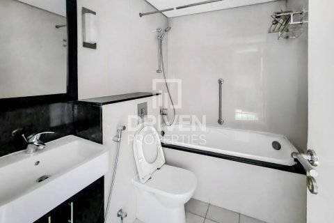 Apartment in Business Bay, Dubai, UAE 1 room, 59 sq.m. № 602008 - photo 6