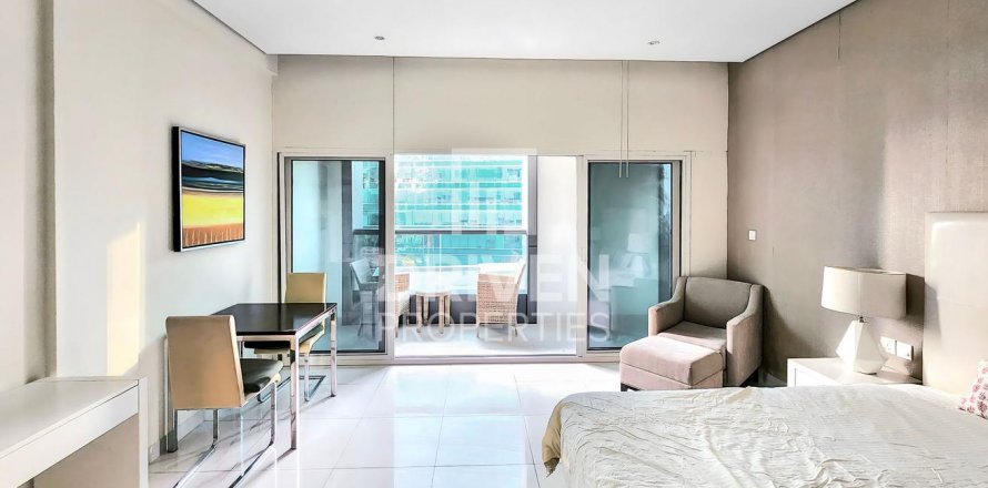 Apartment in Business Bay, Dubai, UAE 1 room, 59 sq.m. № 602008