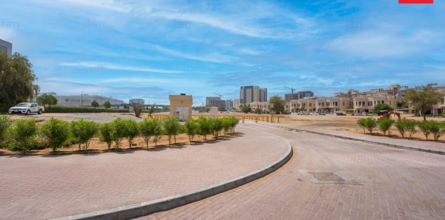 Земельна ділянка в Wadi Al Safa 2, Дубай, ОАЕ 599.7м2 № 610547