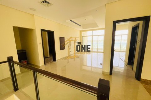 Vilë në Mina Al Arab, Ras Al Khaimah, Emiratet e Bashkuara Arabe 5 dhoma gjumi, 603.9 m2. № 589319 - Foto 10