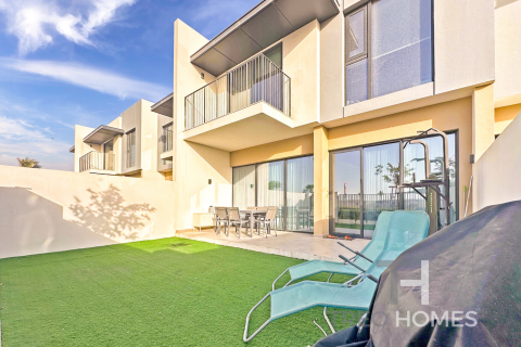 Řadový dům v The Valley, Dubai, SAE 3 ložnice, 180 m² Č.: 597600 - fotografie 13