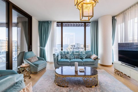 Apartman u Jumeirah, Dubai, UAE 3 spavaćih soba, 294 m2 Br. 601022 - fotografija 15