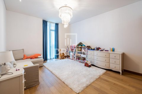 Apartman u Jumeirah, Dubai, UAE 3 spavaćih soba, 294 m2 Br. 601022 - fotografija 11