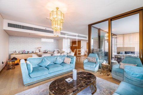 Apartman u Jumeirah, Dubai, UAE 3 spavaćih soba, 294 m2 Br. 601022 - fotografija 1