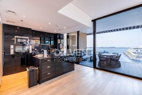 Apartman u Jumeirah, Dubai, UAE 3 spavaćih soba, 294 m2 Br. 601022 - fotografija 8