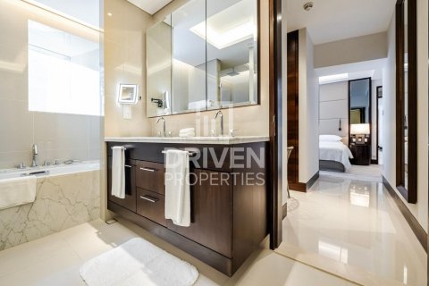 Müüa korter asukohaga Downtown Dubai (Downtown Burj Dubai), Dubai, AÜE: 2 magamistoaga, 123 m² Nr 601031 - pilt 7