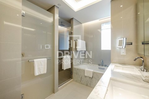 Müüa korter asukohaga Downtown Dubai (Downtown Burj Dubai), Dubai, AÜE: 2 magamistoaga, 123 m² Nr 601031 - pilt 10