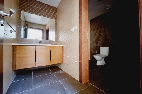 Řadový dům v Abu Dhabi, SAE 3 ložnice, 300 m² Č.: 615023 - fotografie 6