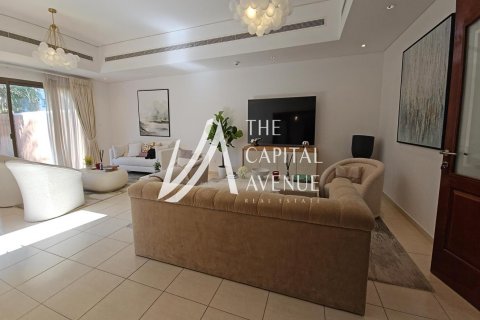 阿联酋 Abu Dhabi Abu Dhabi Gate City 待售 : 4 卧, 300 平方米 , 编号604910 - 照片 2