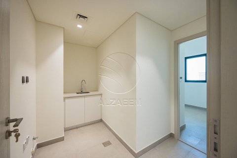 Villa on the Yas Island, Abu Dhabi, UAE 4 bedrooms, 315 sq.m. № 615537 - photo 9