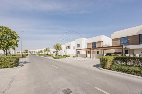 Villa on the Yas Island, Abu Dhabi, UAE 4 bedrooms, 315 sq.m. № 615537 - photo 1