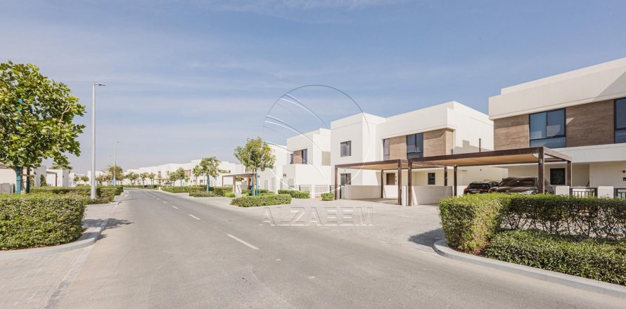 Villa on the Yas Island, Abu Dhabi, UAE 4 bedrooms, 315 sq.m. № 615537