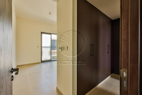 Townhouse in Khalifa City, Abu Dhabi, UAE 3 bedrooms, 152 sq.m. № 616081 - photo 6