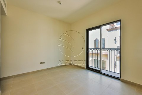 Townhouse in Khalifa City, Abu Dhabi, UAE 3 bedrooms, 152 sq.m. № 616081 - photo 11