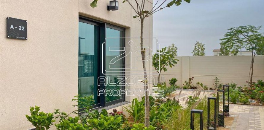 Townhouse sa Sharjah, UAE 3 silid-tulugan, 314 sq.m. № 589879
