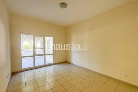 Vilë në Meadows, Dubai, Emiratet e Bashkuara Arabe 6 dhoma gjumi, 458 m2. № 627000 - Foto 18