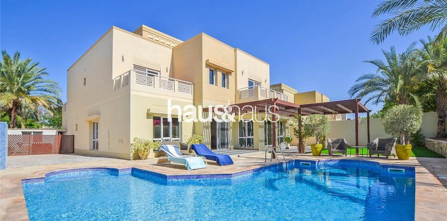 Vilë në Meadows, Dubai, Emiratet e Bashkuara Arabe 6 dhoma gjumi, 458 m2. № 627000