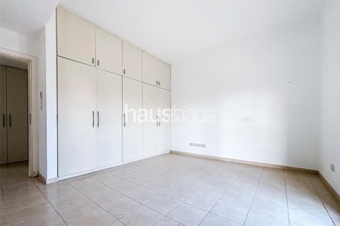 Vilë në Meadows, Dubai, Emiratet e Bashkuara Arabe 3 dhoma gjumi, 320 m2. № 626999 - Foto 7