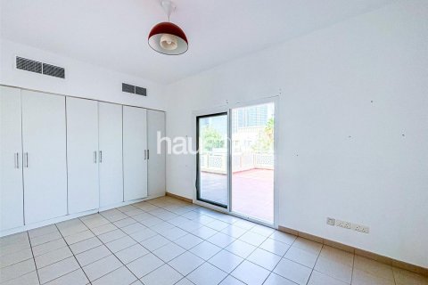 Vilë në Meadows, Dubai, Emiratet e Bashkuara Arabe 3 dhoma gjumi, 320 m2. № 626999 - Foto 6