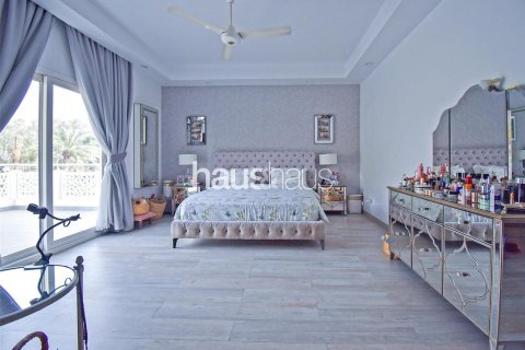 Vilë në Meadows, Dubai, Emiratet e Bashkuara Arabe 4 dhoma gjumi, 1022 m2. № 627001 - Foto 6