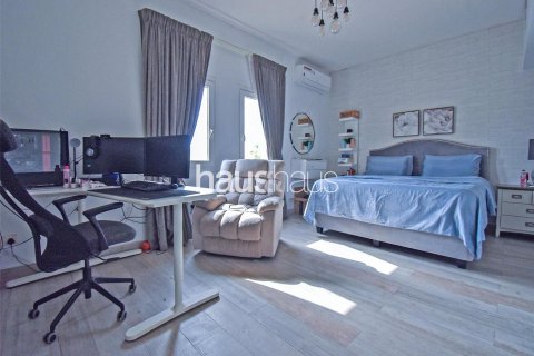 Vilë në Meadows, Dubai, Emiratet e Bashkuara Arabe 4 dhoma gjumi, 1022 m2. № 627001 - Foto 11