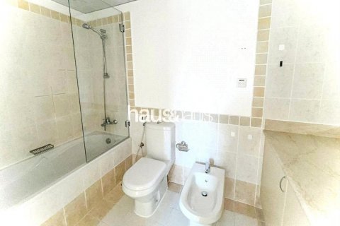Vilë në The Lakes, Dubai, Emiratet e Bashkuara Arabe 3 dhoma gjumi, 243 m2. № 626998 - Foto 13