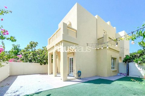 Vilë në The Lakes, Dubai, Emiratet e Bashkuara Arabe 3 dhoma gjumi, 243 m2. № 626998 - Foto 6